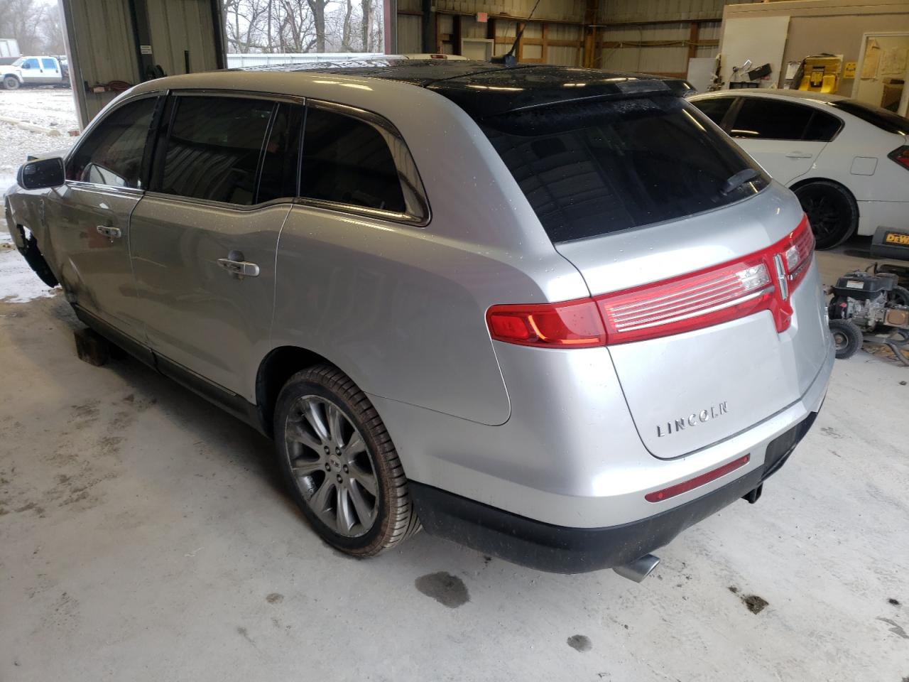 Photo 3 from auction – 2013 LINCOLN MKT with VIN 2LMHJ5FK9DBL55422