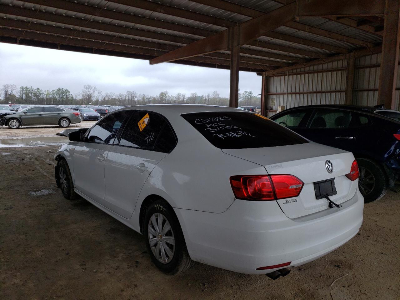 Photo 3 from auction – 2014 VOLKSWAGEN JETTA BASE with VIN 3VW2K7AJXEM414973