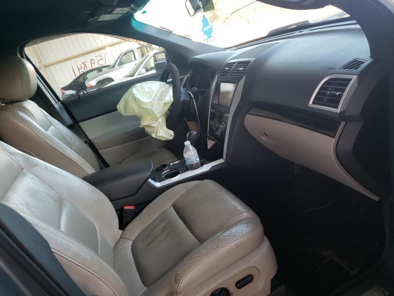 Foto 5 de la subasta – 2014 FORD EXPLORER L con VIN 1FM5K7F80EGA64653