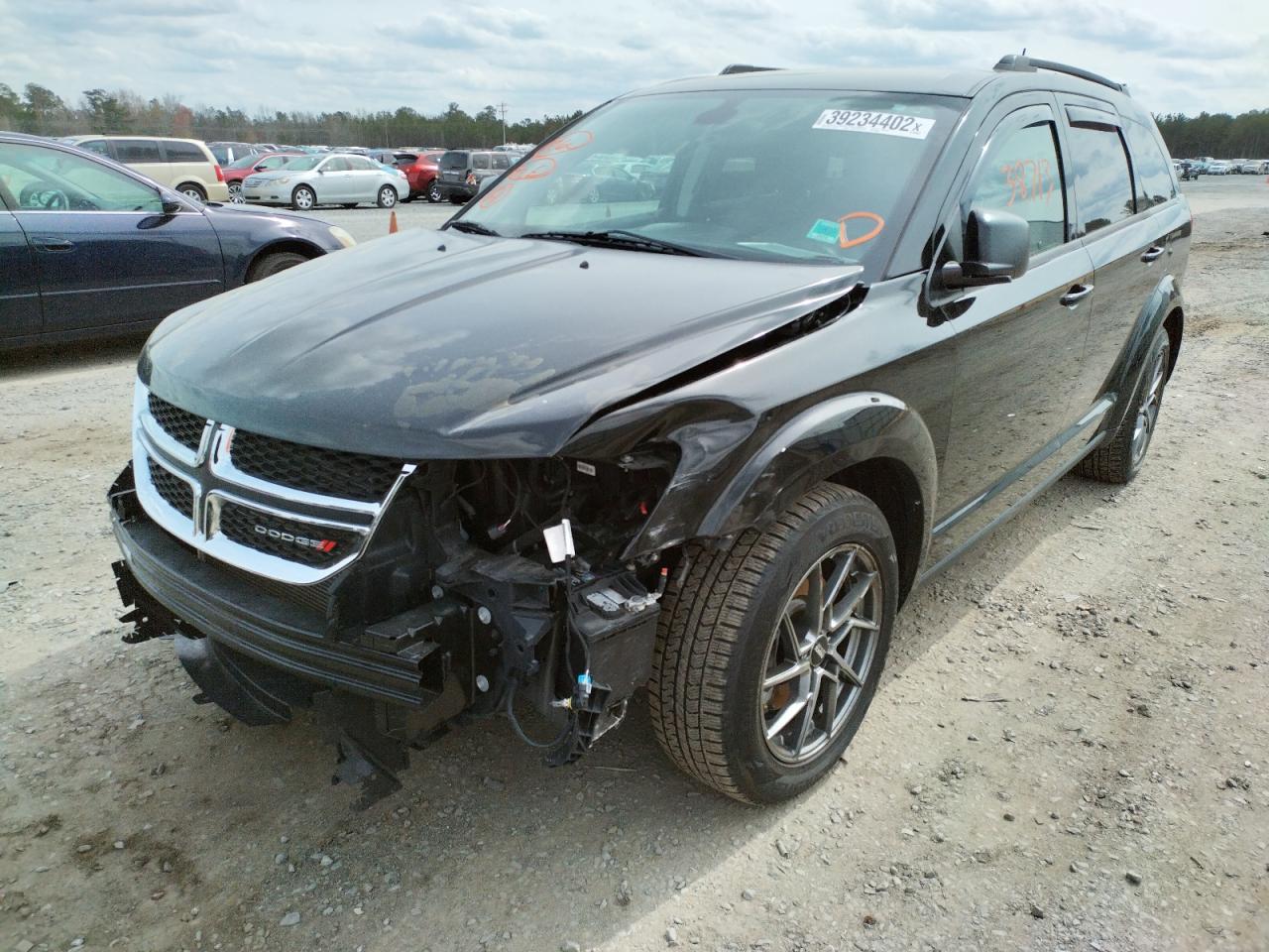 Photo 2 from auction – 2019 DODGE JOURNEY SE with VIN 3C4PDCAB9KT860358