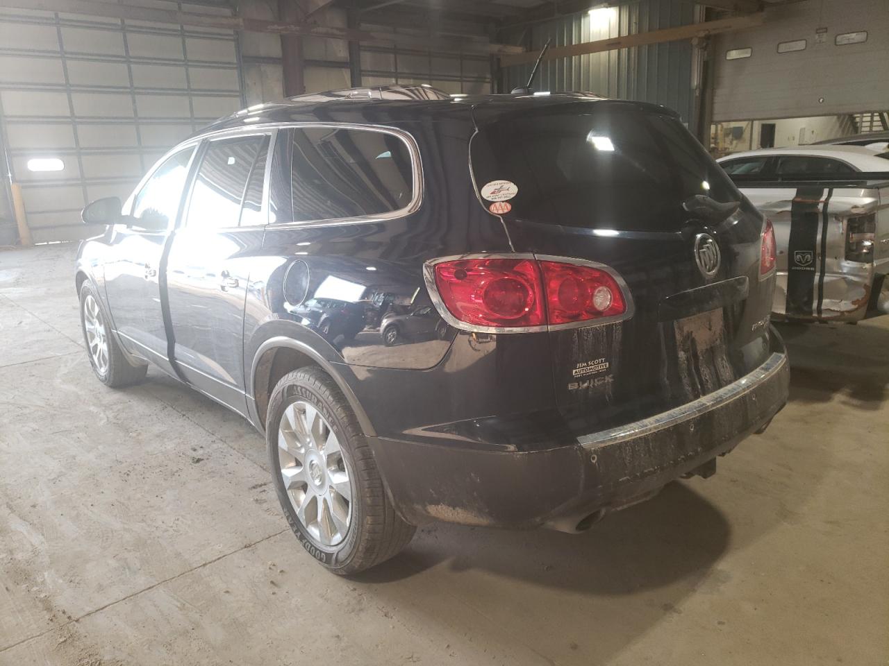 Photo 3 from auction – 2011 BUICK ENCLAVE CX with VIN 5GAKVCED3BJ195825
