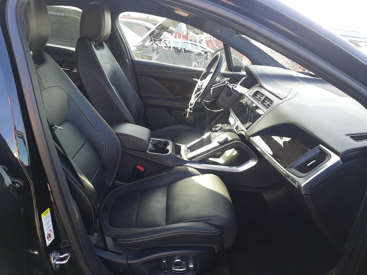 Photo 5 from auction – 2019 JAGUAR I-PACE FIR with VIN SADHD2S10K1F62381