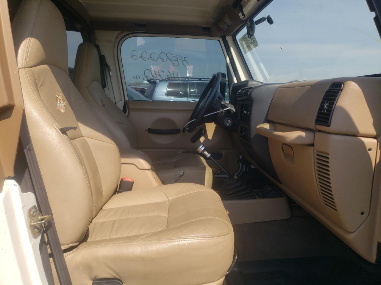 Photo 5 from auction – 2001 JEEP WRANGLER / with VIN 1J4FA59S81P335759