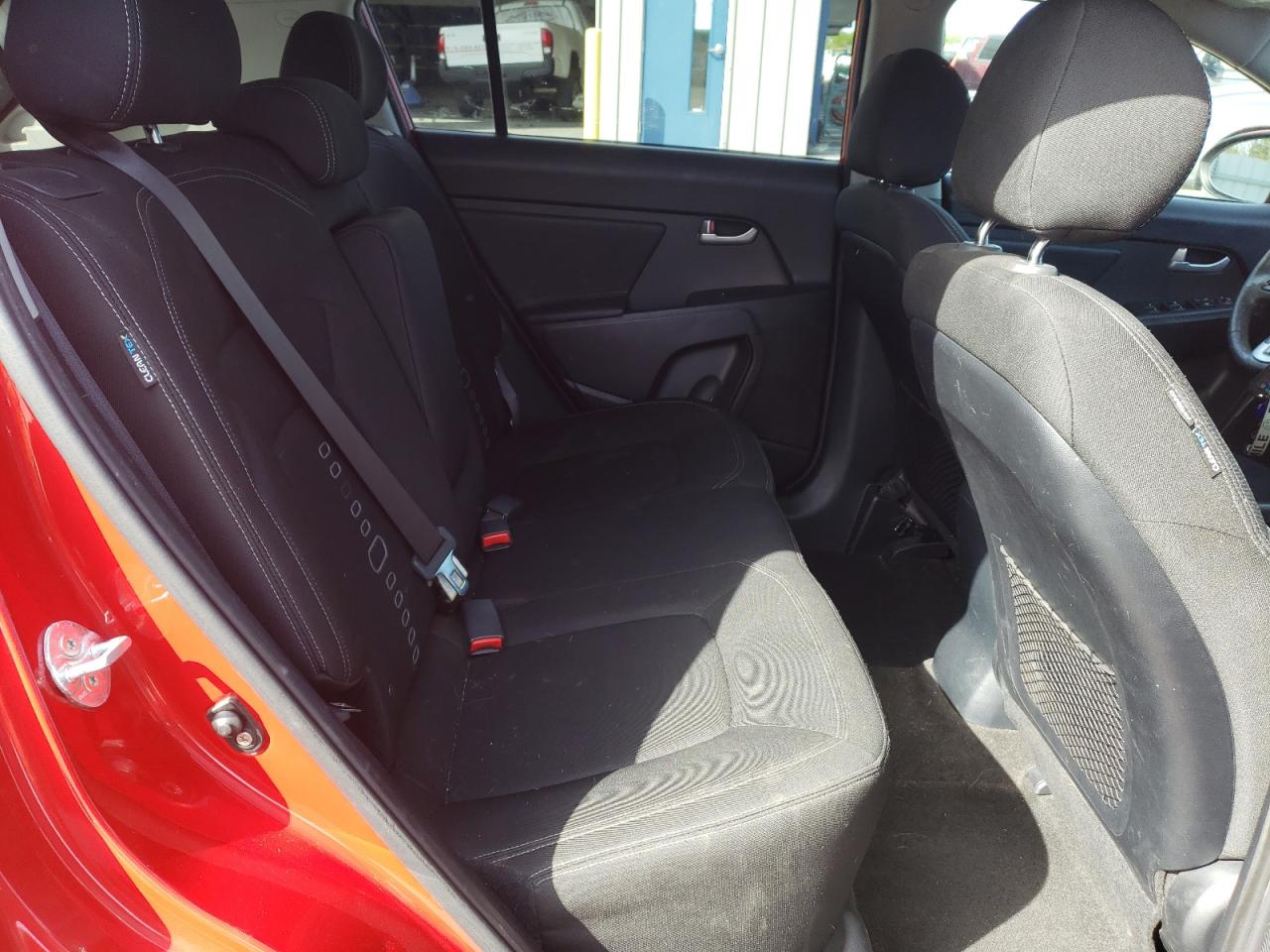 Photo 6 from auction – 2012 KIA SPORTAGE E with VIN KNDPCCA25C7173158