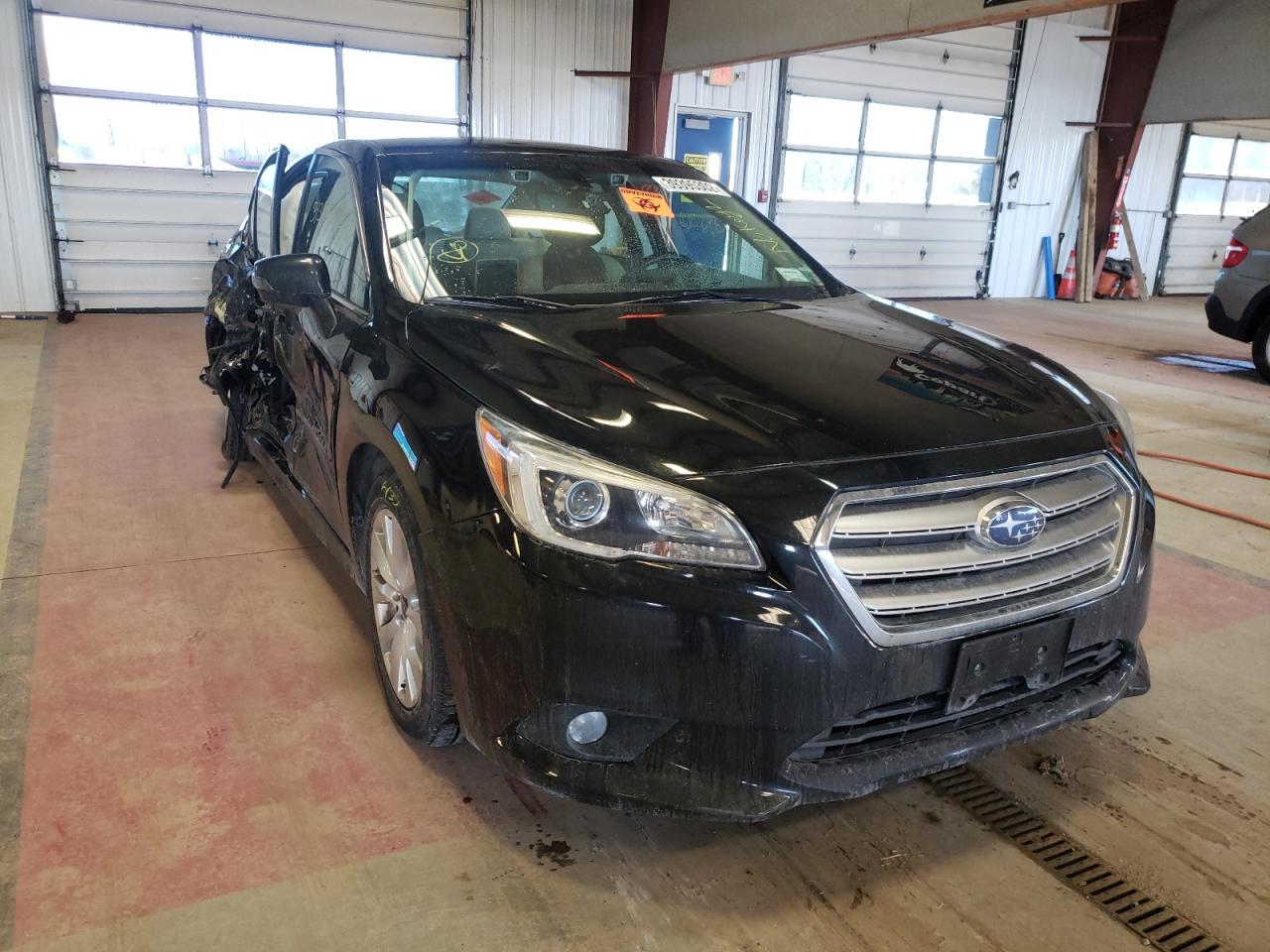 SUBARU LEGACY 2.5 2017 con VIN 4S3BNAF68H3045208 - Foto de la subasta