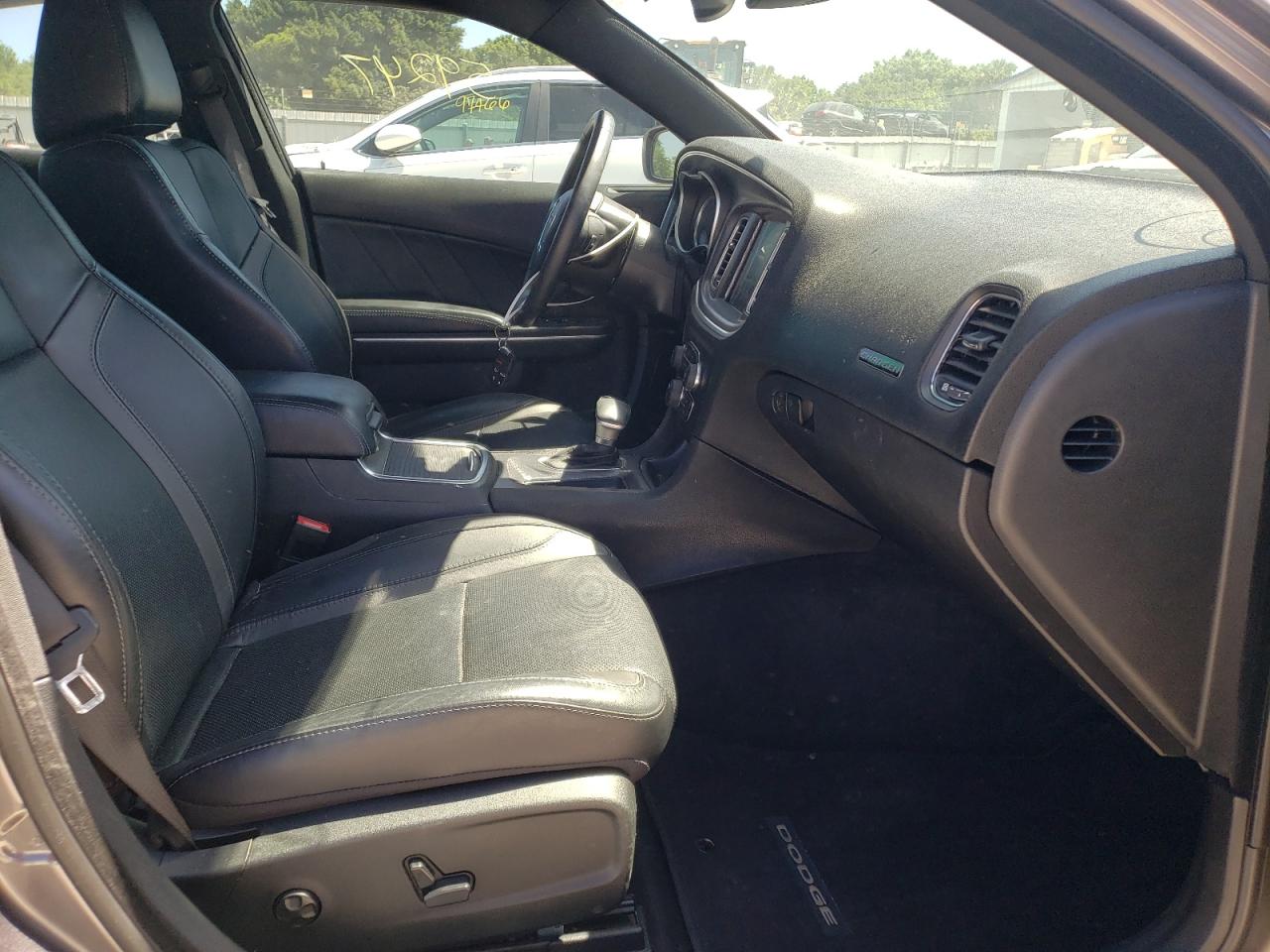 Photo 5 from auction – 2015 DODGE CHARGER SX with VIN 2C3CDXHG9FH847961