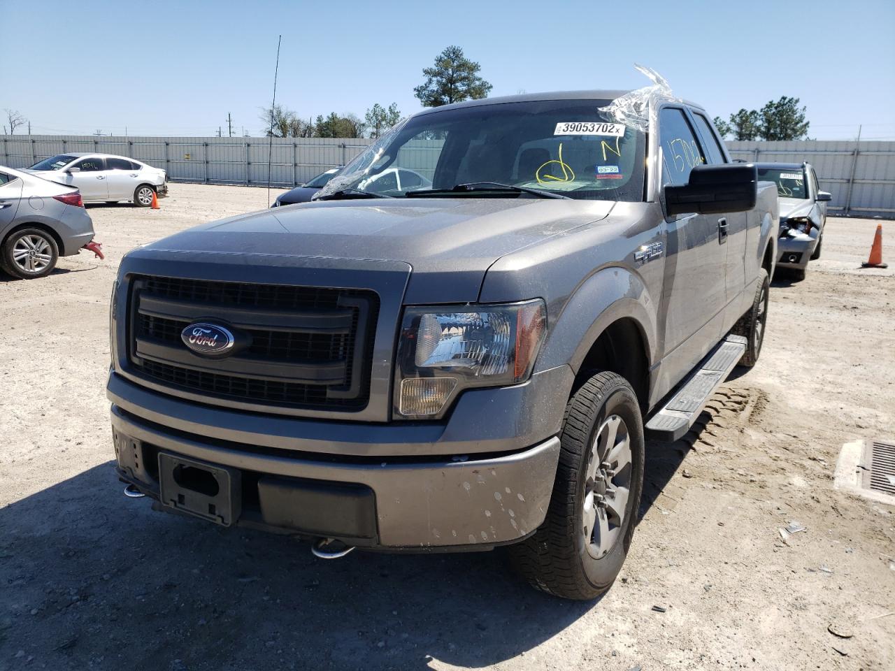 Photo 2 from auction – 2013 FORD F150 SUPER with VIN 1FTEX1CM2DKE27213