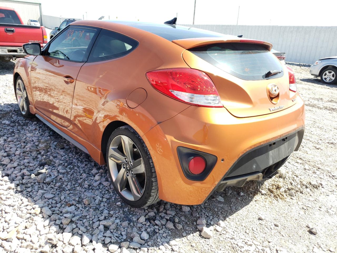 Photo 3 from auction – 2015 HYUNDAI VELOSTER T with VIN KMHTC6AE2FU218312