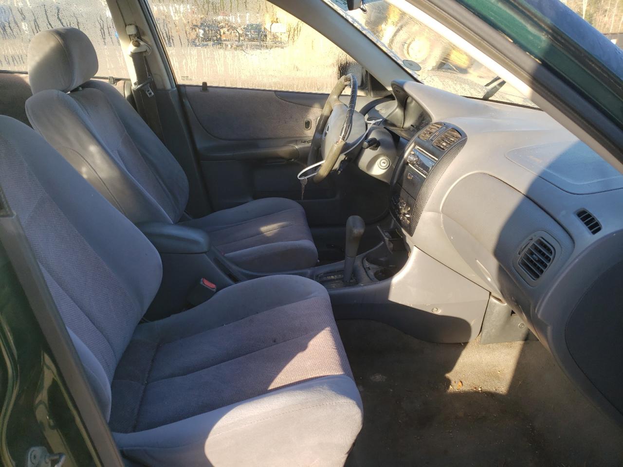 Photo 5 from auction – 2000 MAZDA PROTEGE ES with VIN JM1BJ2212Y0221585