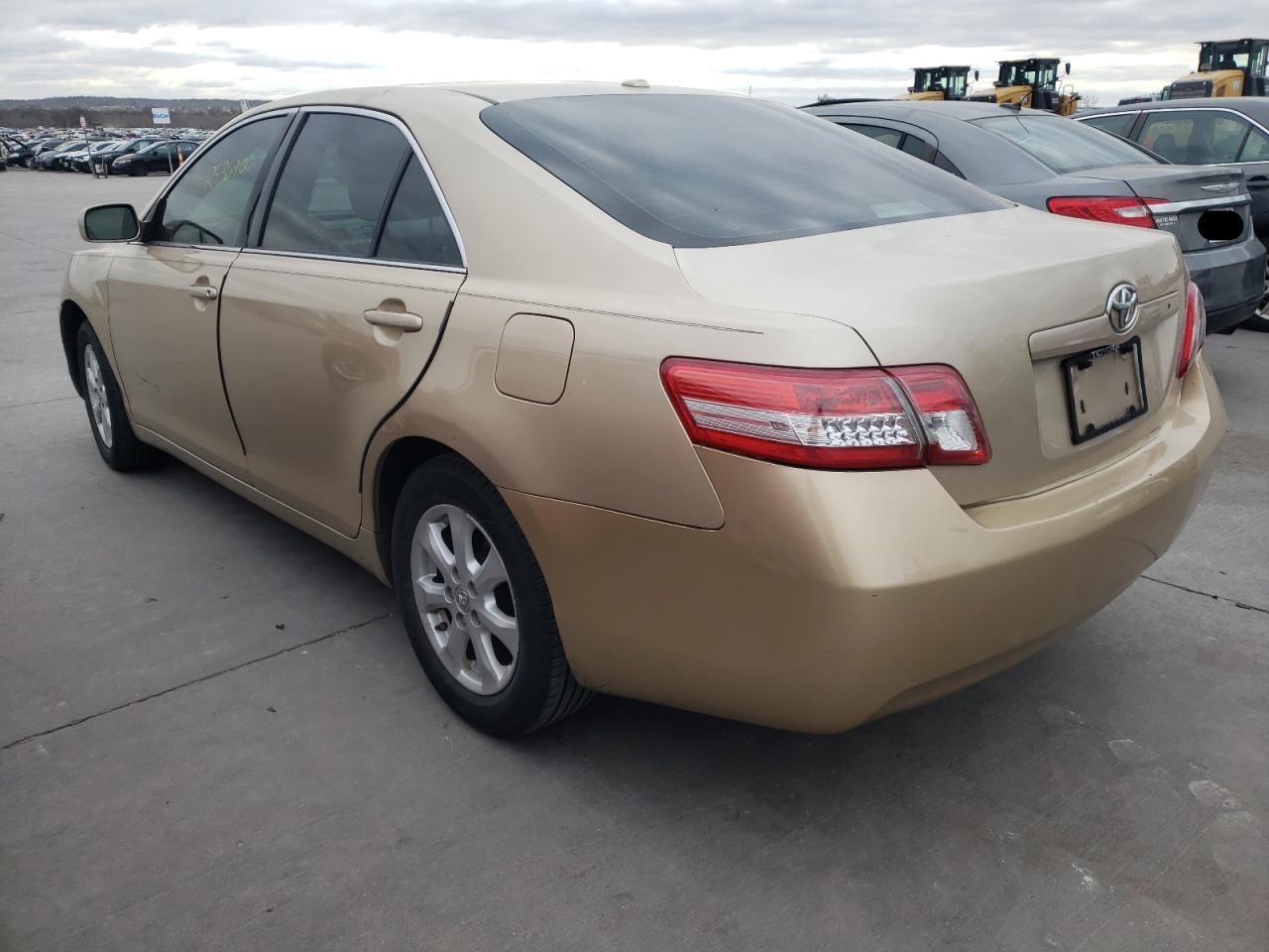 Photo 3 from auction – 2011 TOYOTA CAMRY BASE with VIN 4T4BF3EKXBR125006