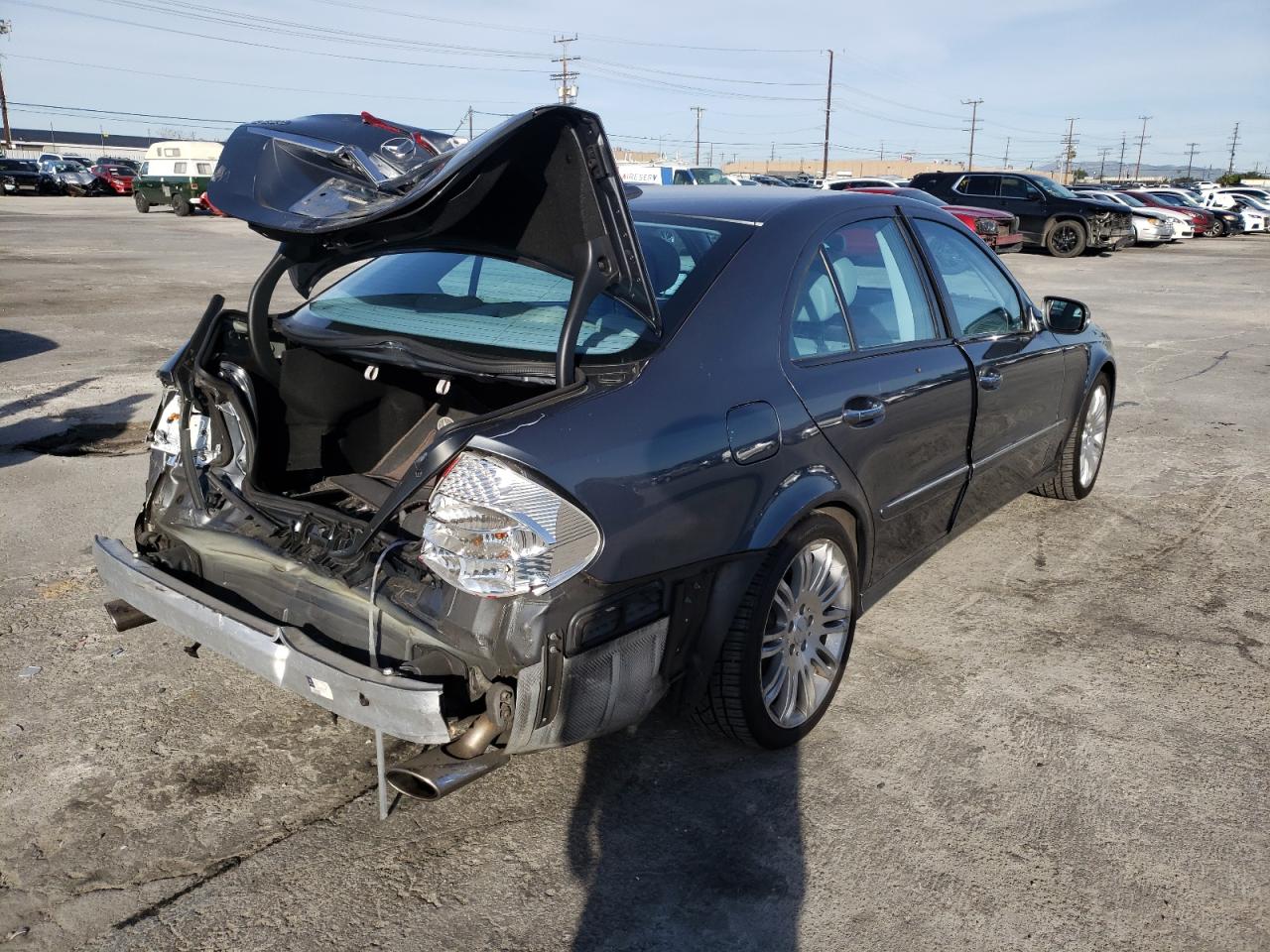 Photo 4 from auction – 2007 MERCEDES-BENZ E 350 with VIN WDBUF56X77A991749