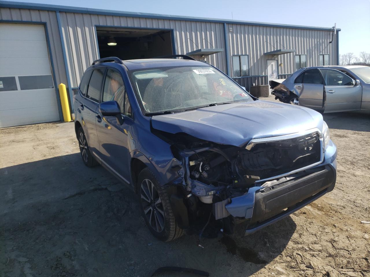 SUBARU FORESTER 2 2017 with VIN JF2SJGTC9HH409150 - Photo from auction