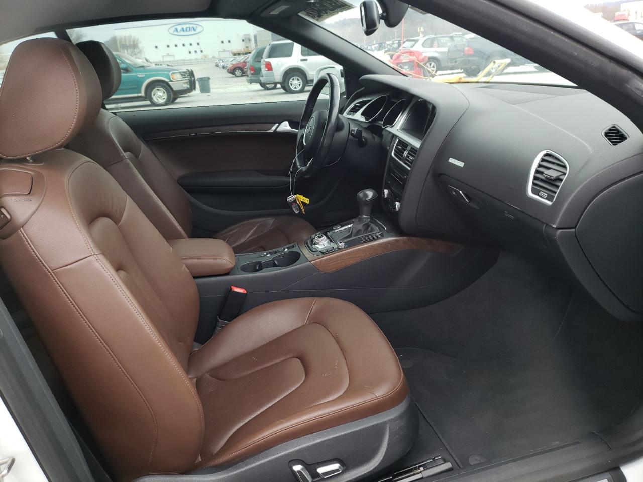 Photo 5 from auction – 2015 AUDI A5 PREMIUM with VIN WAUMFAFH9FN010778