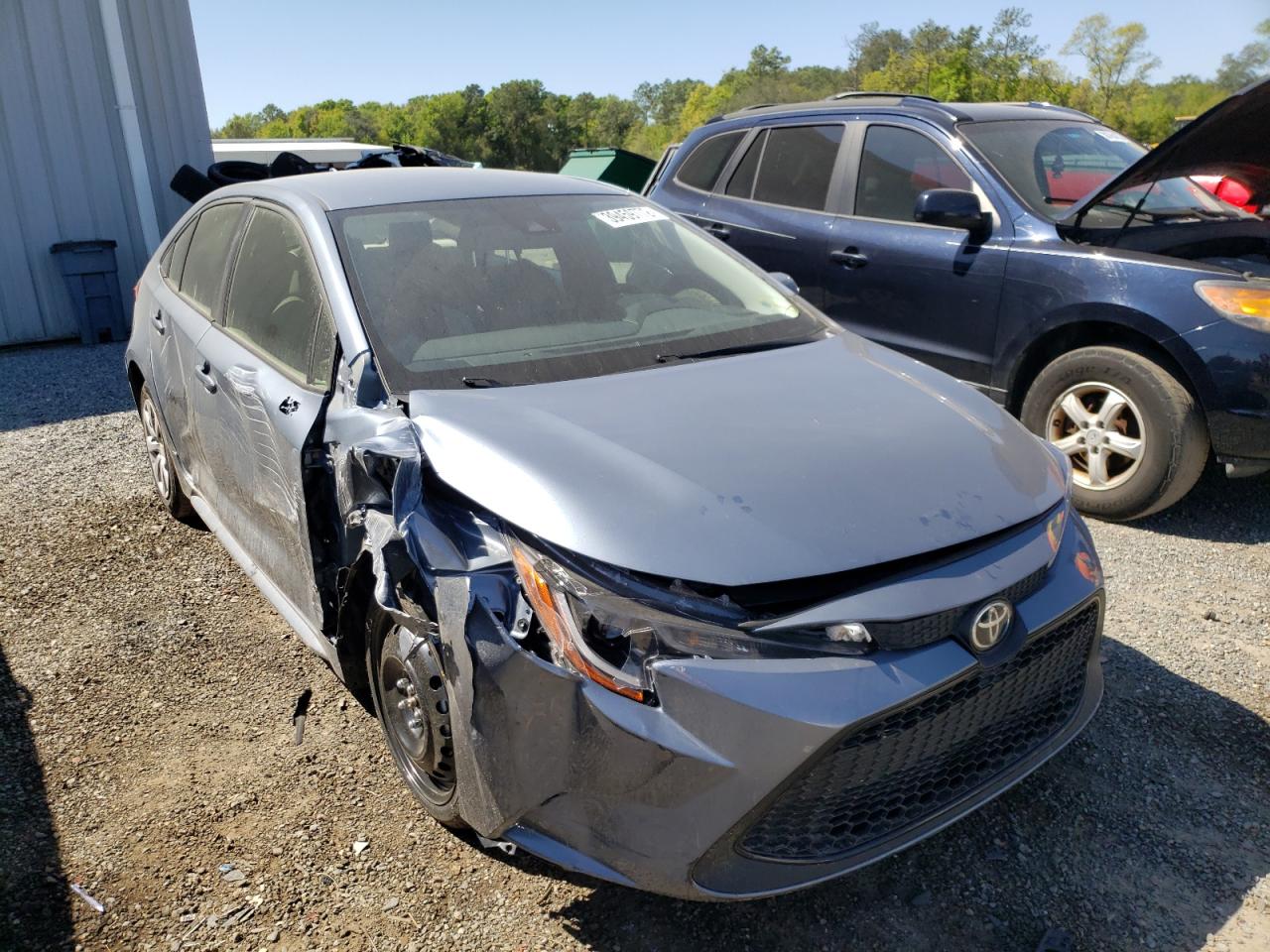 TOYOTA COROLLA LE 2022 with VIN JTDEPMAE2NJ213830 - Photo from auction