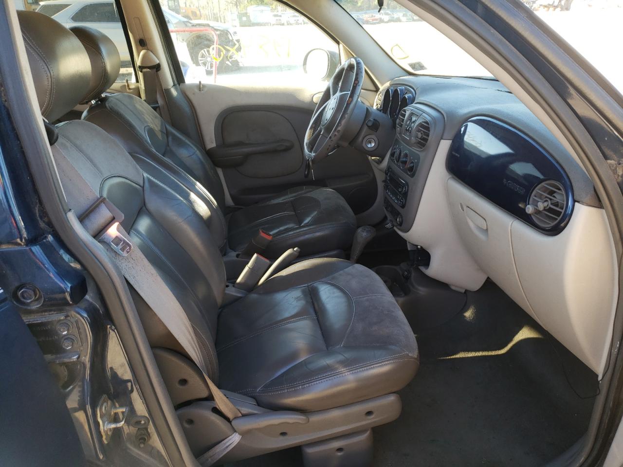 Photo 5 from auction – 2001 CHRYSLER PT CRUISER with VIN 3C8FY4BB21T290527