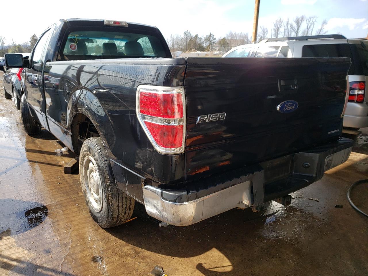 Photo 3 from auction – 2013 FORD F150 with VIN 1FTMF1CMXDKE48566