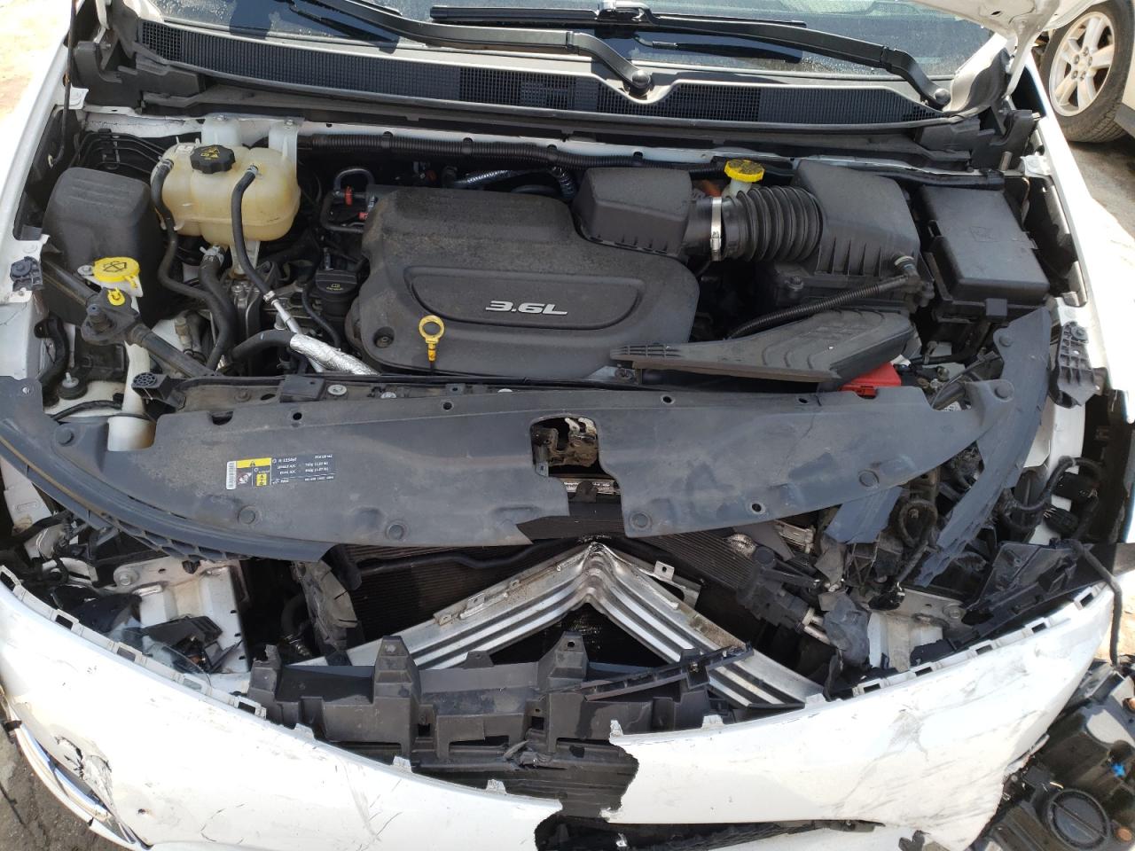 Photo 7 from auction – 2017 CHRYSLER PACIFICA T with VIN 2C4RC1BG5HR823443