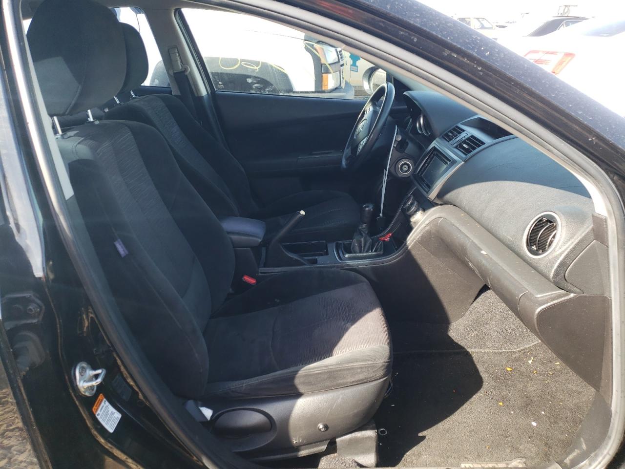 Photo 5 from auction – 2009 MAZDA 6 I with VIN 1YVHP81A595M42691