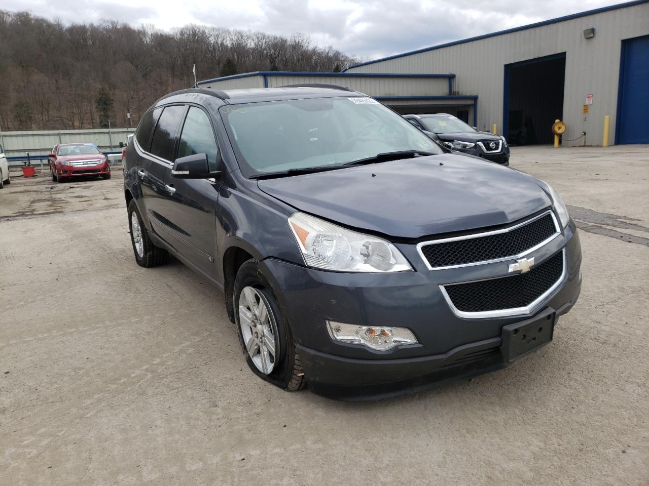Photo 1 from auction – 2010 CHEVROLET TRAVERSE L with VIN 1GNLRFED1AS132618
