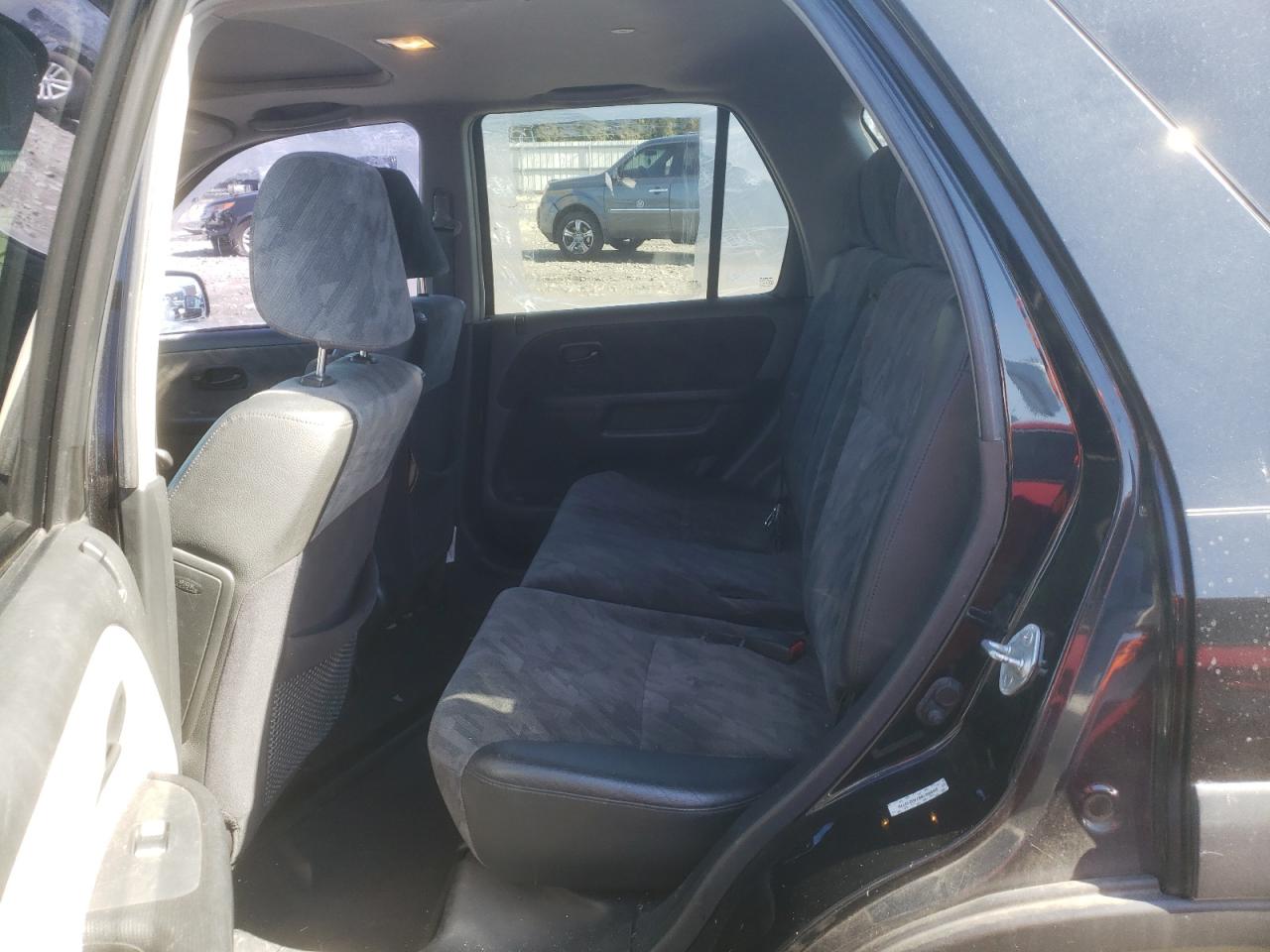 Photo 6 from auction – 2004 HONDA CR-V EX with VIN SHSRD78874U213770