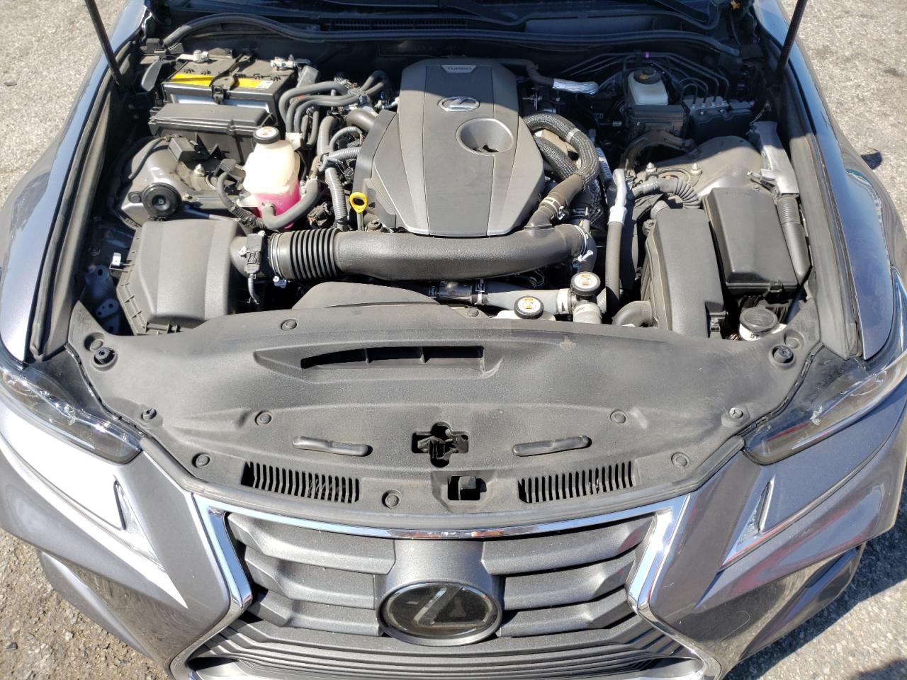 Photo 7 from auction – 2018 LEXUS IS 300 with VIN JTHBA1D23J5071669