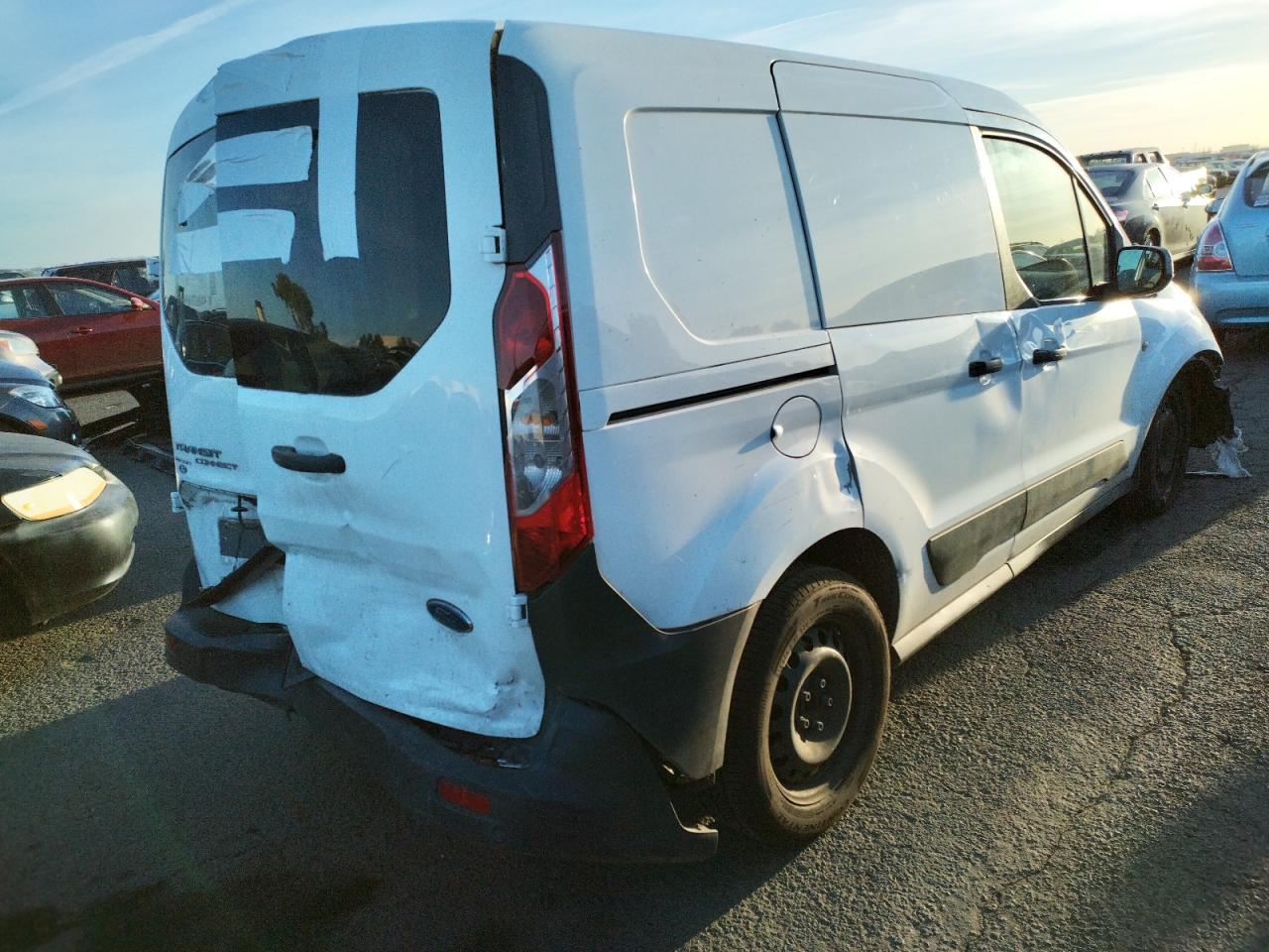 Photo 4 from auction – 2017 FORD TRANSIT CO with VIN NM0LS6E79H1305757
