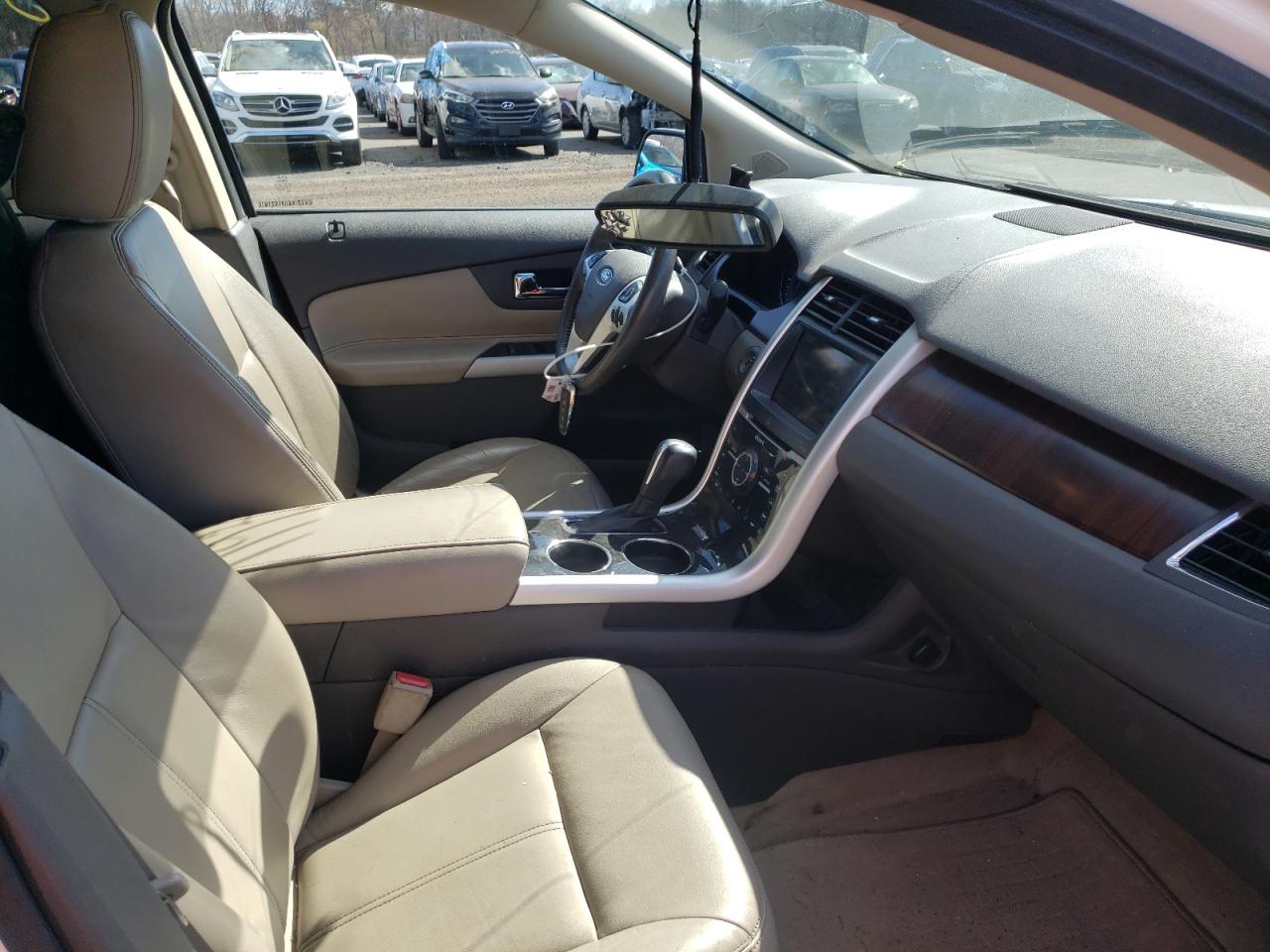 Photo 5 from auction – 2011 FORD EDGE LIMIT with VIN 2FMDK4KC4BBB42570