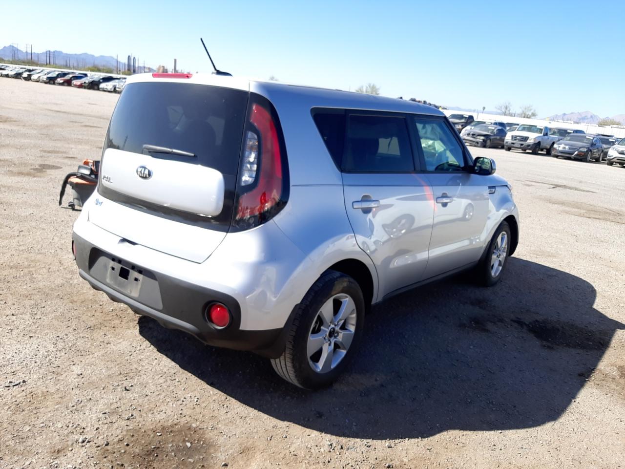 Photo 4 from auction – 2018 KIA SOUL with VIN KNDJN2A20J7594860