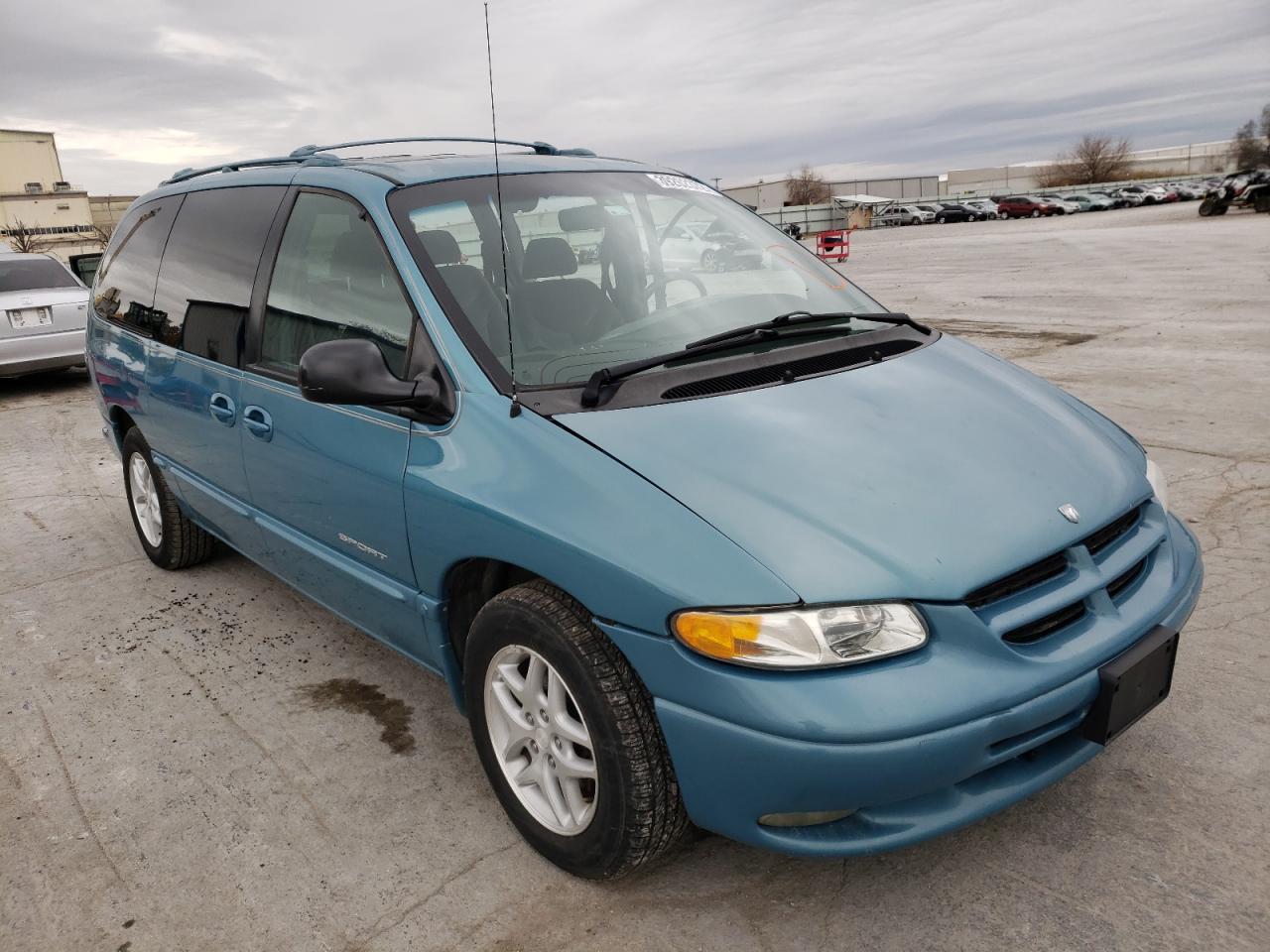 DODGE GRAND CARA 1998 with VIN 1B4GP44G4WB714166 - Photo from auction