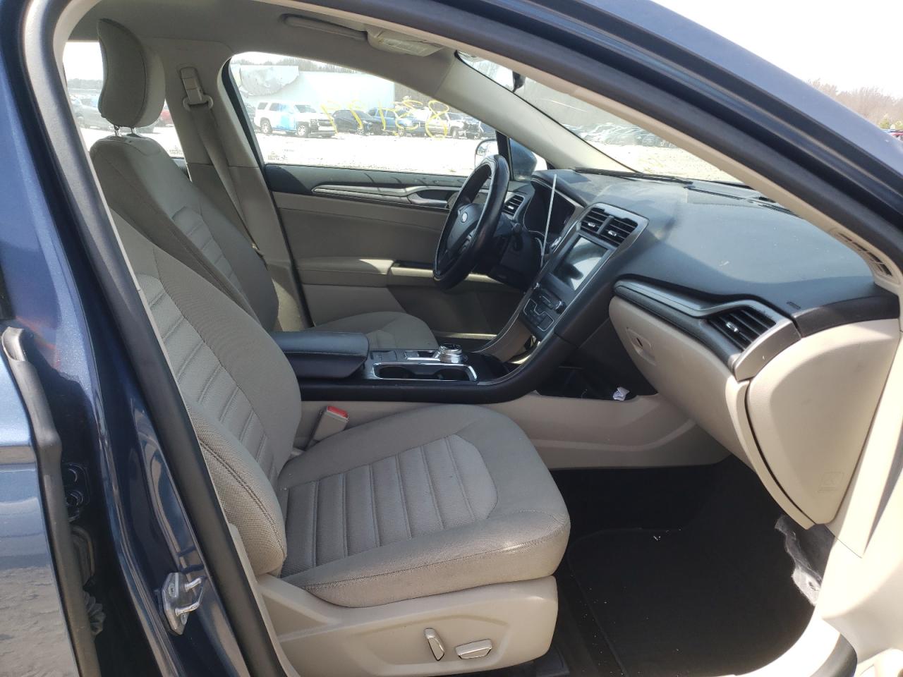 Photo 5 from auction – 2018 FORD FUSION SE with VIN 3FA6P0HD6JR179097