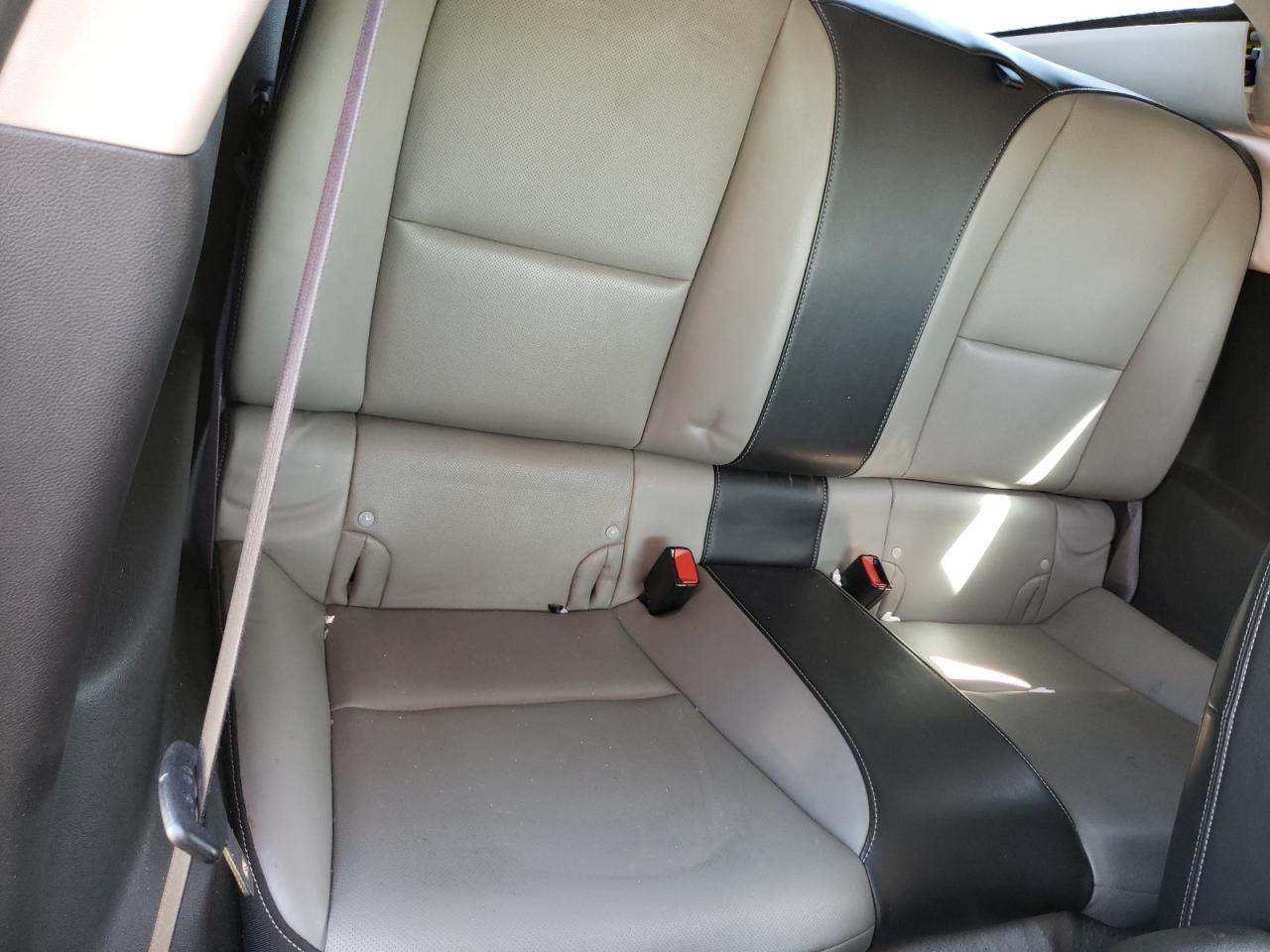 Photo 6 from auction – 2012 CHEVROLET CAMARO LT with VIN 2G1FC1E31C9181011