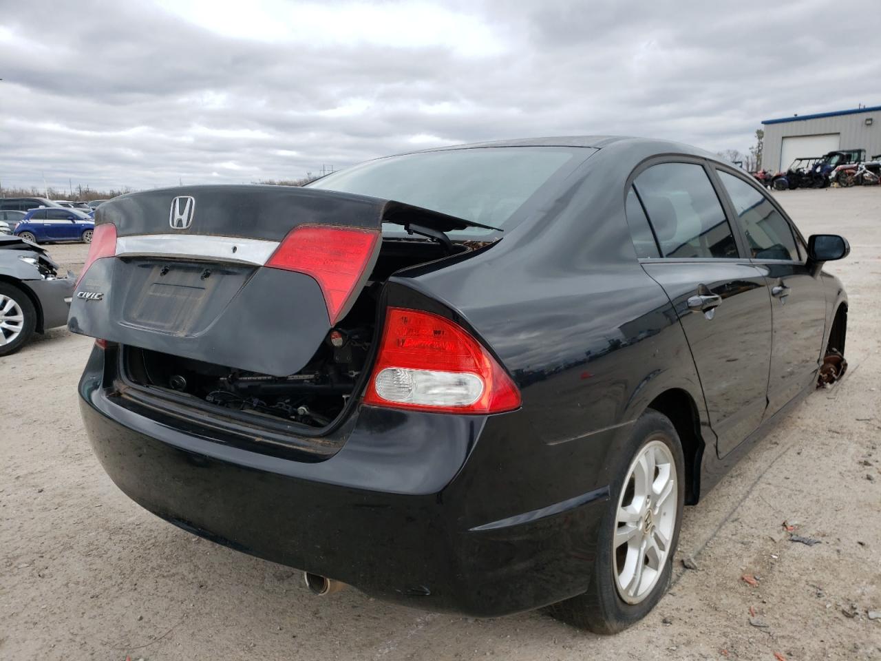 Photo 4 from auction – 2010 HONDA CIVIC LX-S with VIN 19XFA1F63AE066141