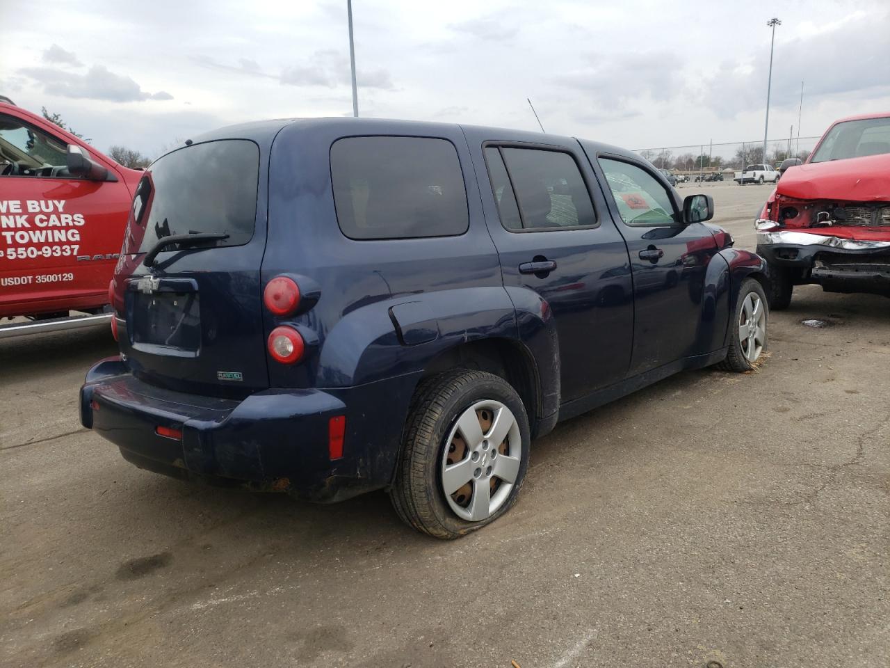 Photo 4 from auction – 2011 CHEVROLET HHR LS with VIN 3GNBAAFW3BS608718