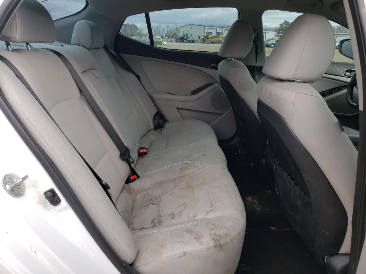 Photo 6 from auction – 2014 KIA OPTIMA LX with VIN 5XXGM4A72EG293671