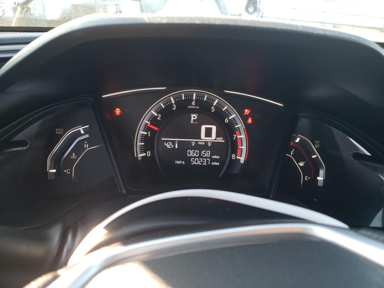 Photo 8 from auction – 2017 HONDA CIVIC LX with VIN 19XFC2F52HE230500
