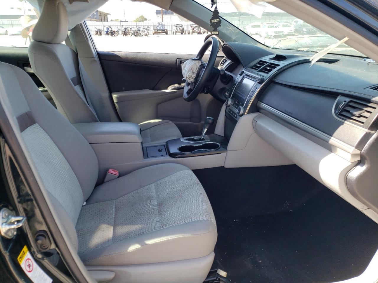 Photo 5 from auction – 2013 TOYOTA CAMRY L with VIN 4T4BF1FK4DR335199