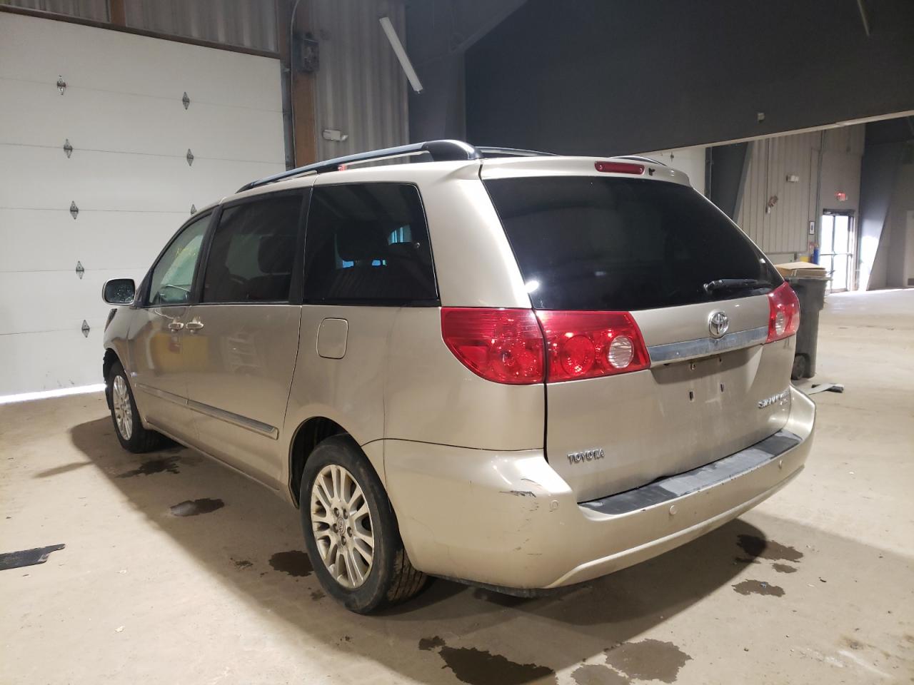 Photo 3 from auction – 2007 TOYOTA SIENNA XLE with VIN 5TDBK22C57S001819