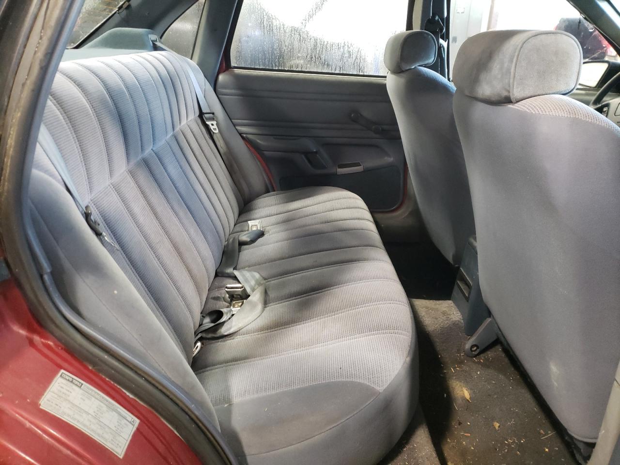 صورة رقم 6 من المزاد - 1990 FORD TEMPO GL مع VIN 2FAPP36X7LB157422
