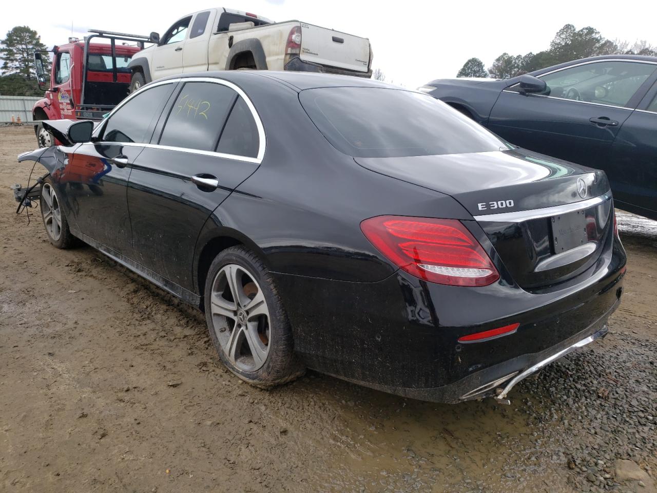 Photo 3 from auction – 2018 MERCEDES-BENZ E 300 with VIN WDDZF4JB4JA307749