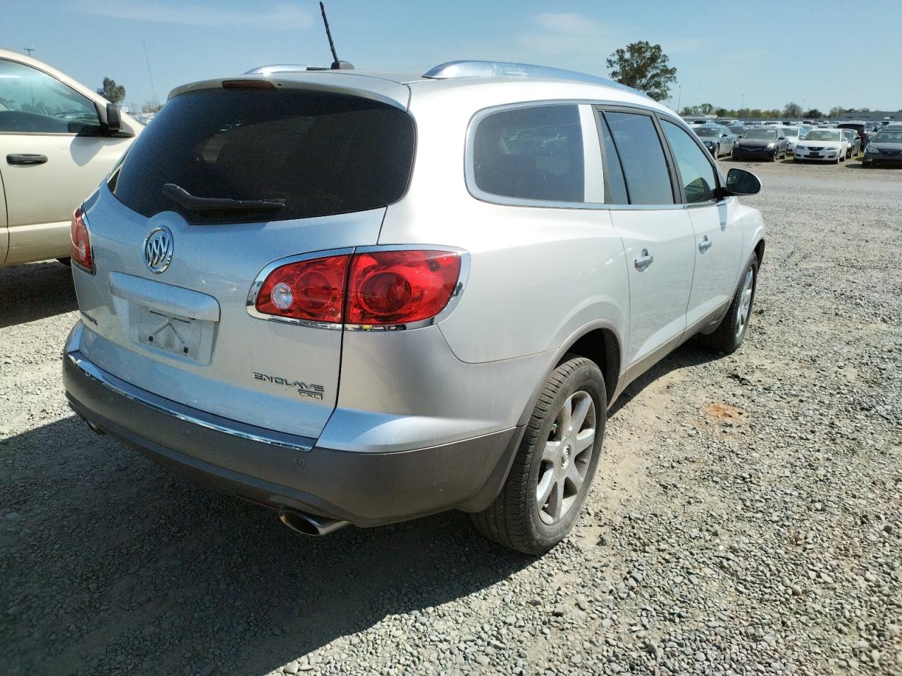 Photo 4 from auction – 2009 BUICK ENCLAVE with VIN 5GAER23D29J155468