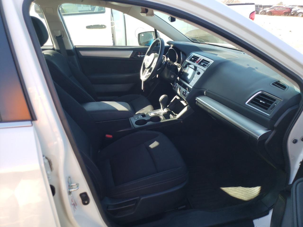 Photo 5 from auction – 2017 SUBARU LEGACY 2.5 with VIN 4S3BNAC69H3035842