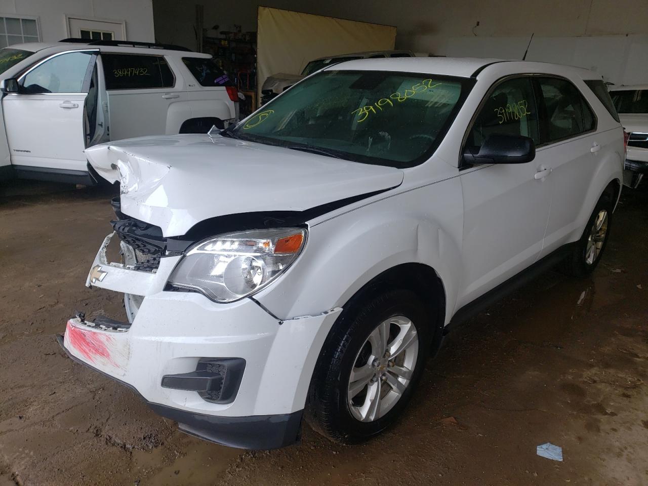 Photo 2 from auction – 2012 CHEVROLET EQUINOX LS with VIN 2GNALBEK0C1172062