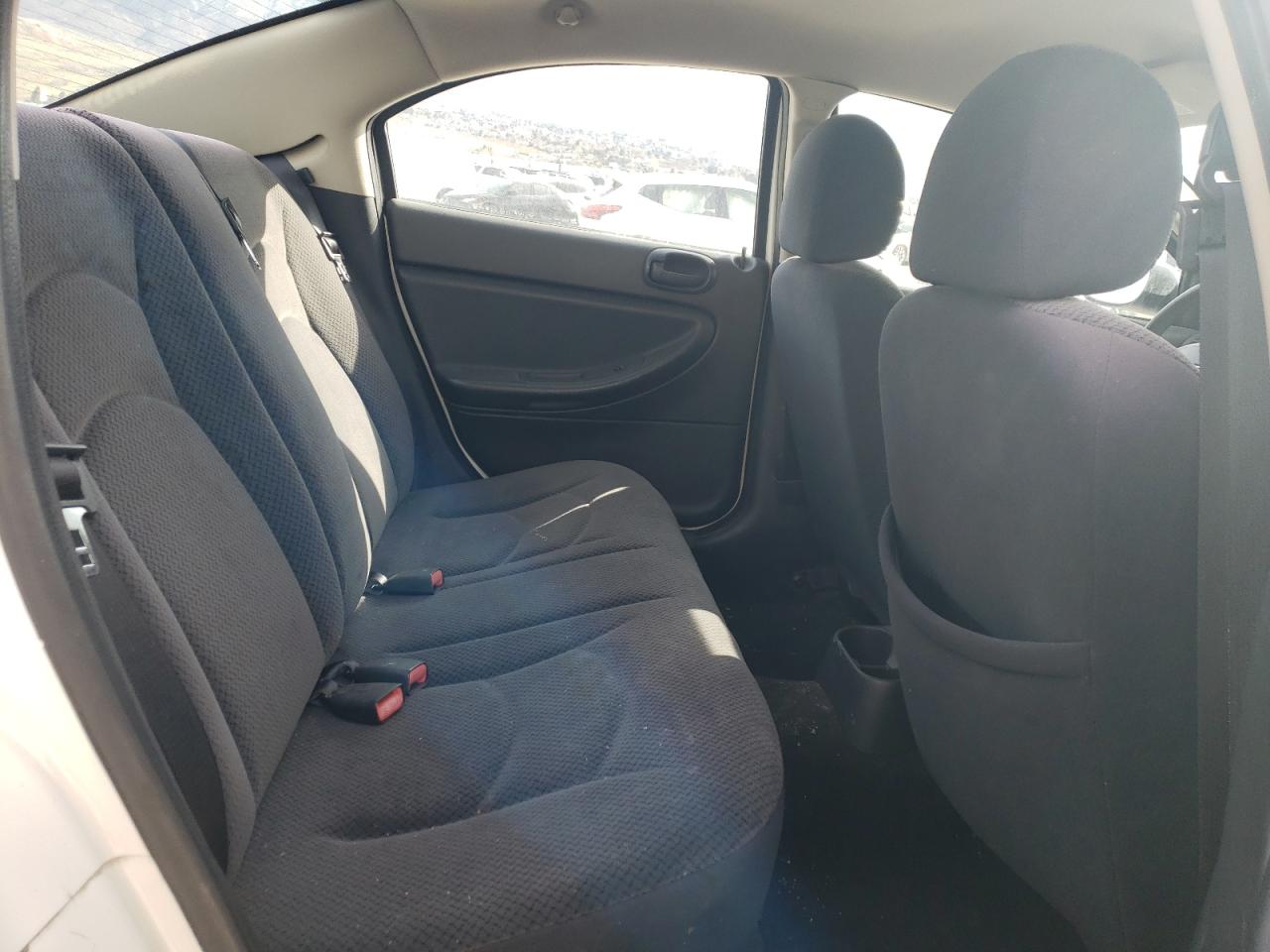 Photo 6 from auction – 2005 CHRYSLER SEBRING with VIN 1C3EL46X75N641377