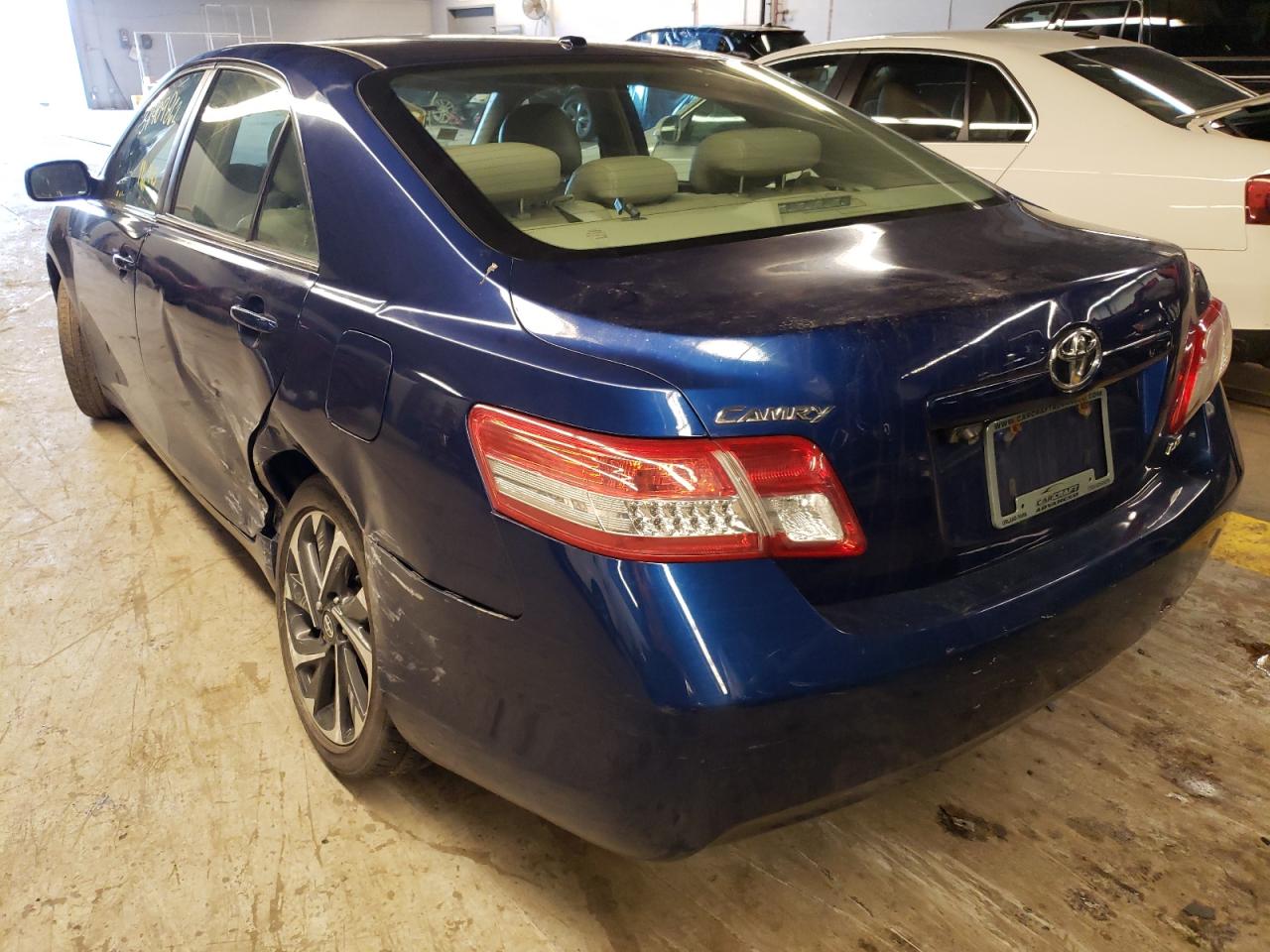 Photo 3 from auction – 2010 TOYOTA CAMRY BASE with VIN 4T1BF3EK0AU543244