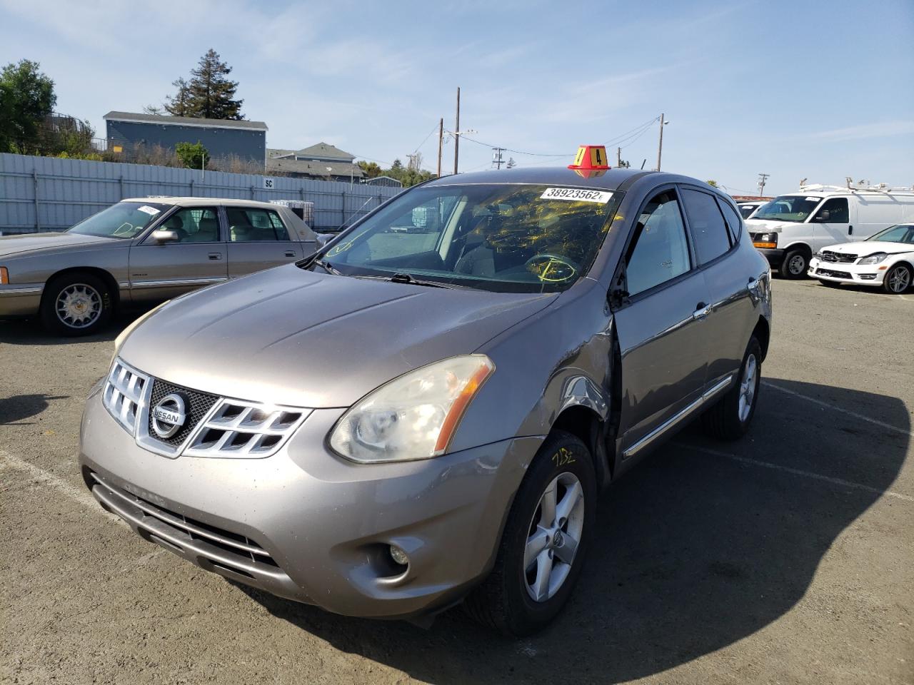 Photo 2 from auction – 2012 NISSAN ROGUE S with VIN JN8AS5MT9CW604202