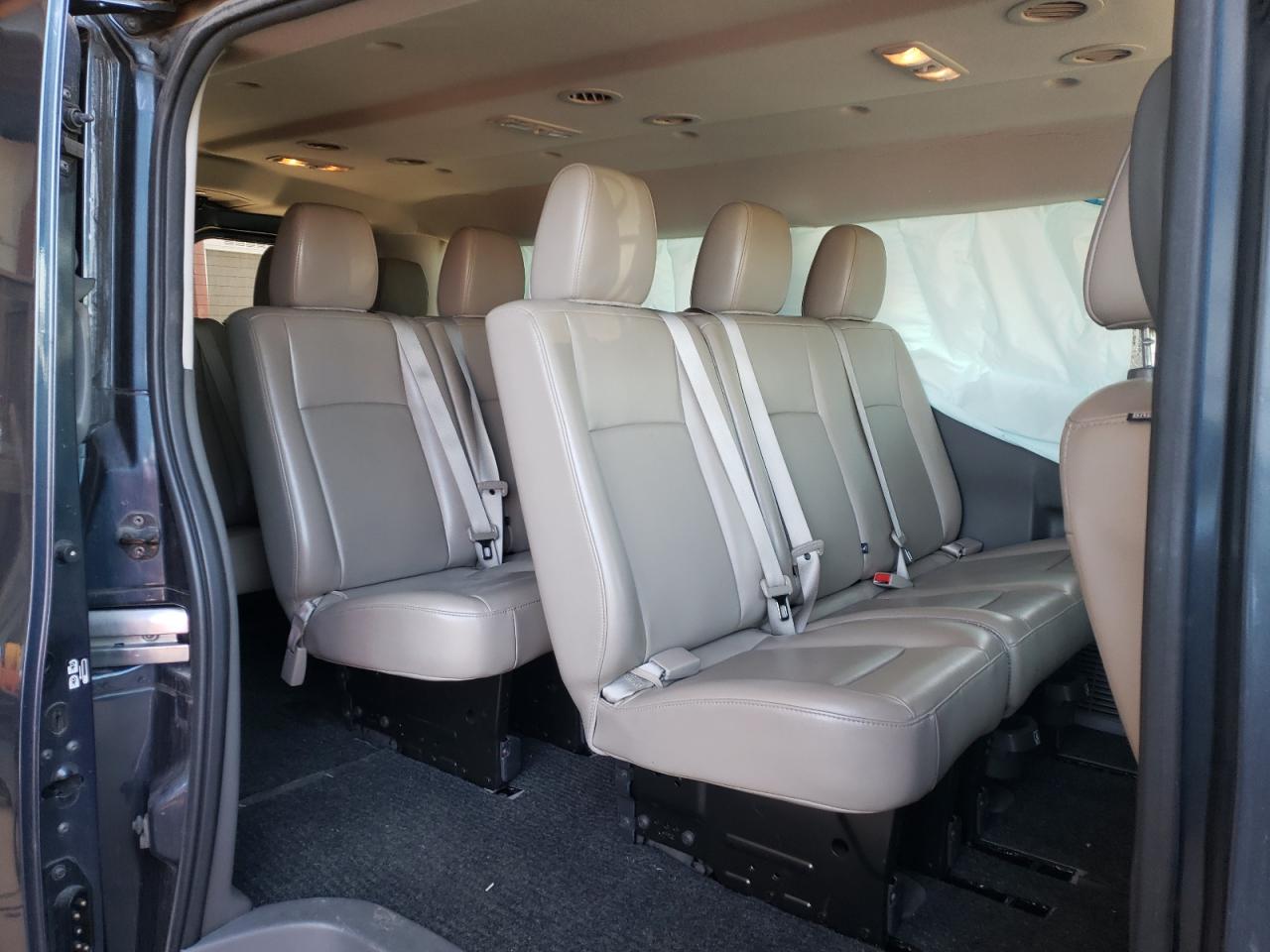 Photo 6 from auction – 2013 NISSAN NV 3500 S with VIN 5BZAF0AA0DN200539