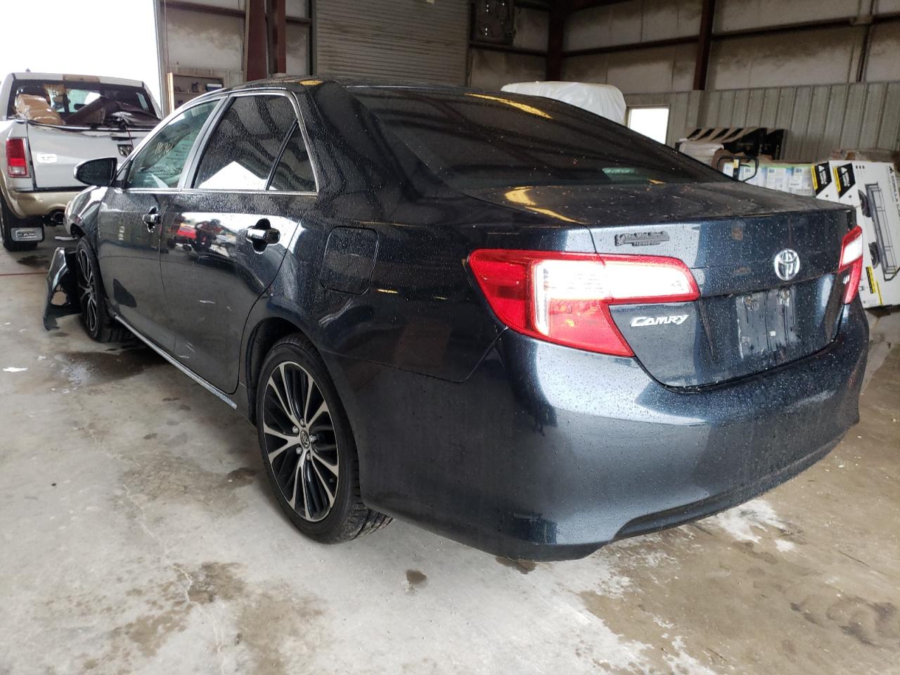 Photo 3 from auction – 2014 TOYOTA CAMRY L with VIN 4T4BF1FKXER409176