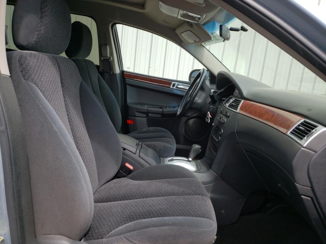 Photo 5 from auction – 2005 CHRYSLER PACIFICA T with VIN 2C4GM68485R655176