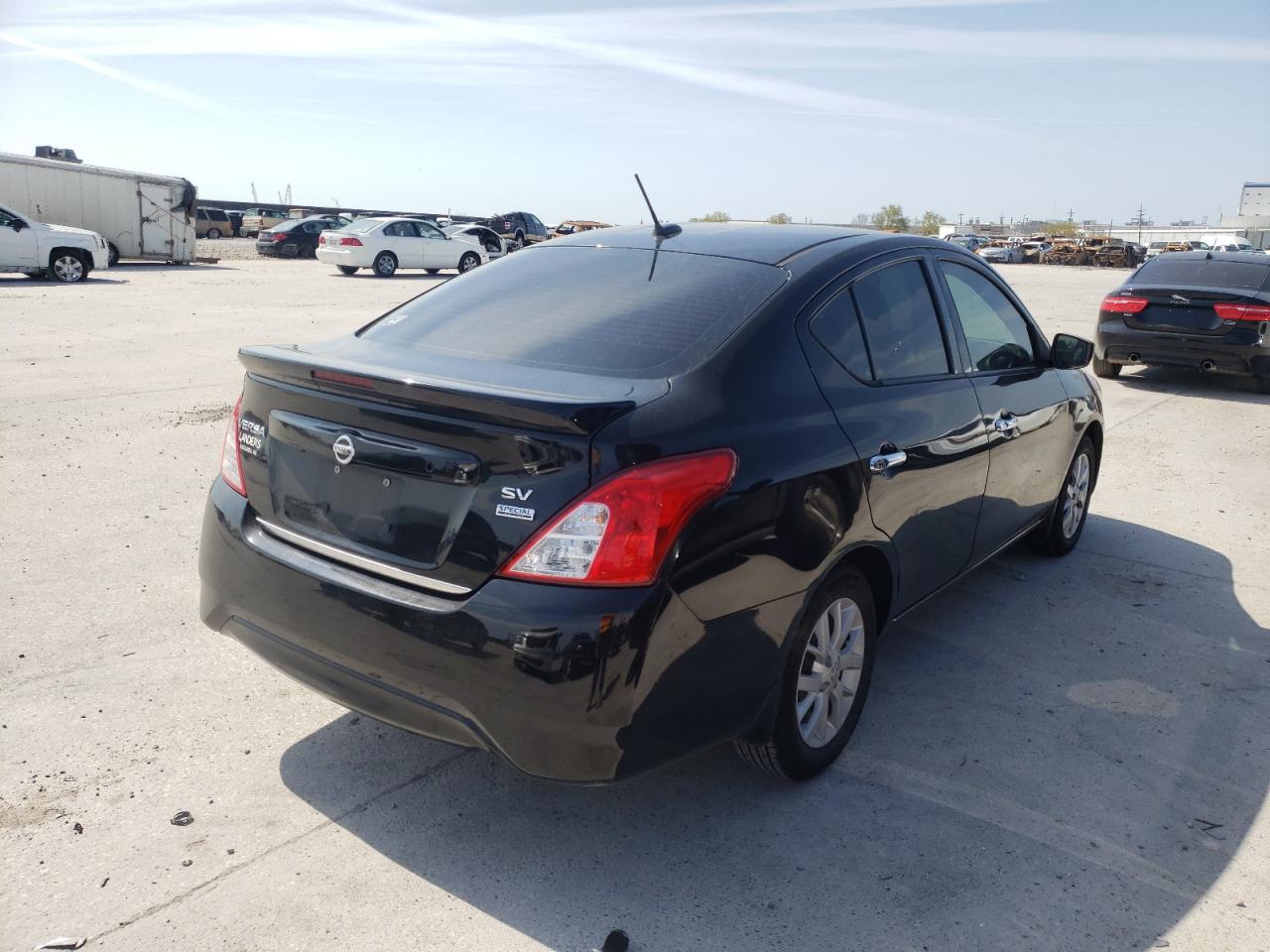 Photo 4 from auction – 2017 NISSAN VERSA S with VIN 3N1CN7APXHL832028