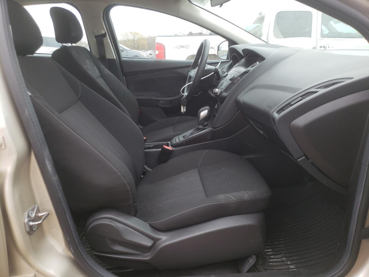 Photo 5 from auction – 2018 FORD FOCUS SE with VIN 1FADP3F27JL239350